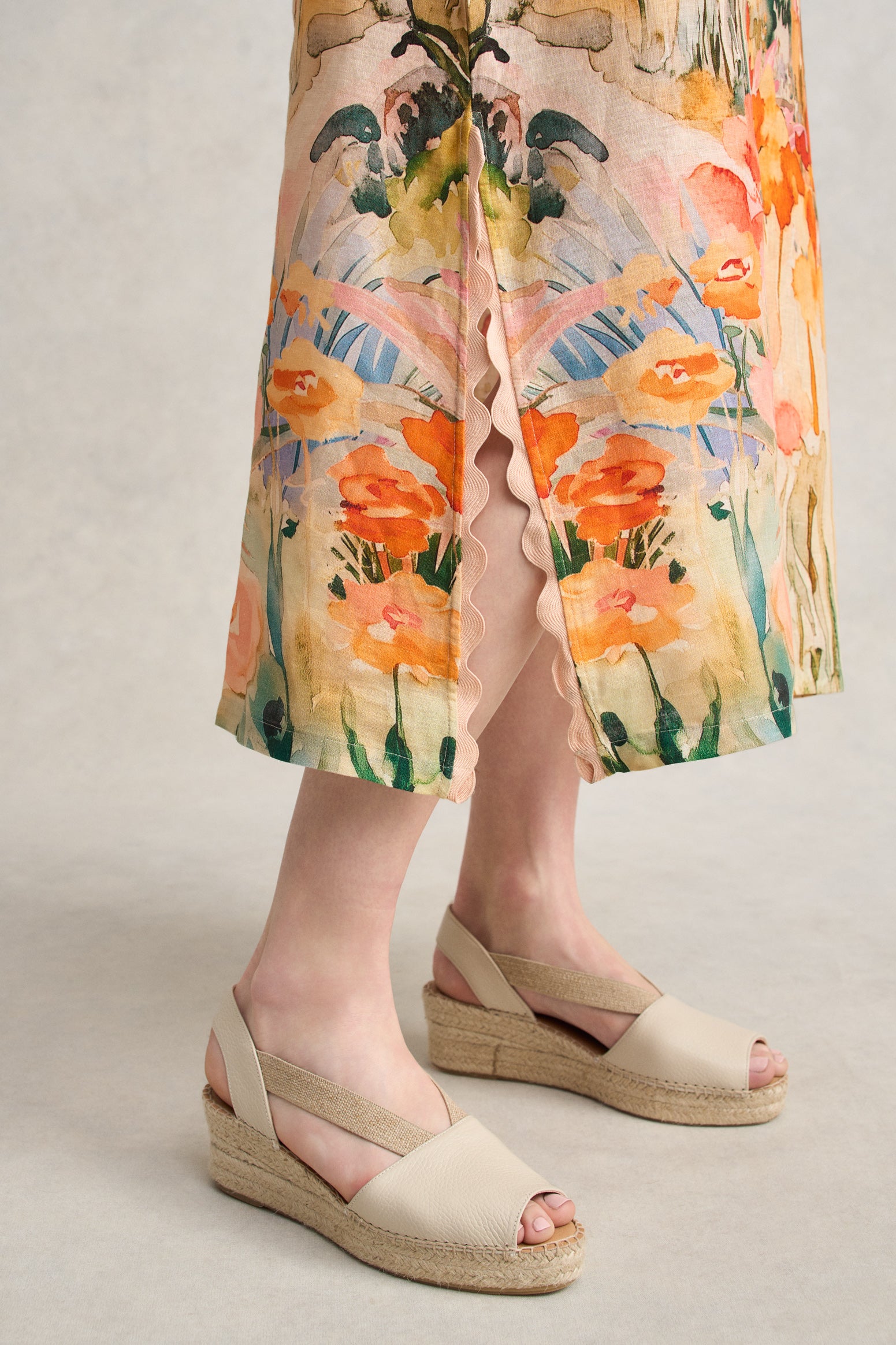 Scallop Scenic Dress - Coastal Scenic Print