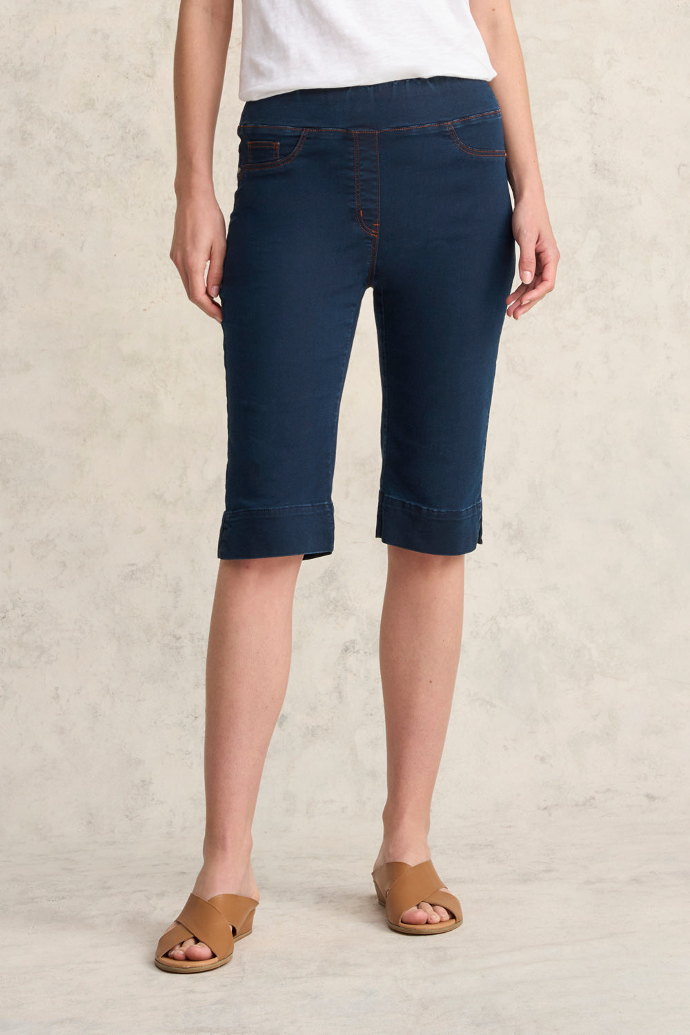 Good Earth Short - Clean Denim Blue